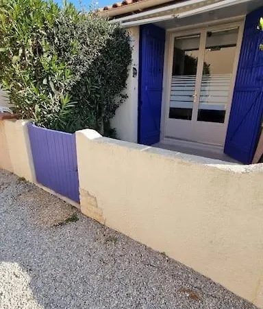 Belle Maisonnette Climatisee Au Bord De Mer, Parking, Port Leucate
