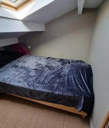 Belle Maisonnette Climatisee Au Bord De Mer, Parking, Port *
