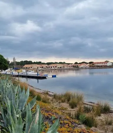 Belle Maisonnette Climatisee Au Bord De Mer, Parking, Port Leucate