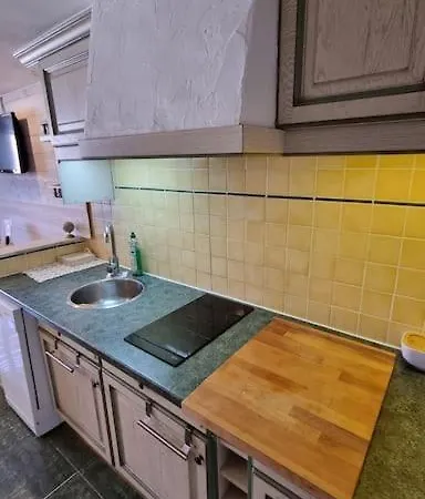 Belle Maisonnette Climatisee Au Bord De Mer, Parking, Port Holiday home