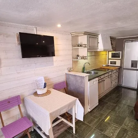 Belle Maisonnette Climatisee Au Bord De Mer, Parking, Port Dom wakacyjny
